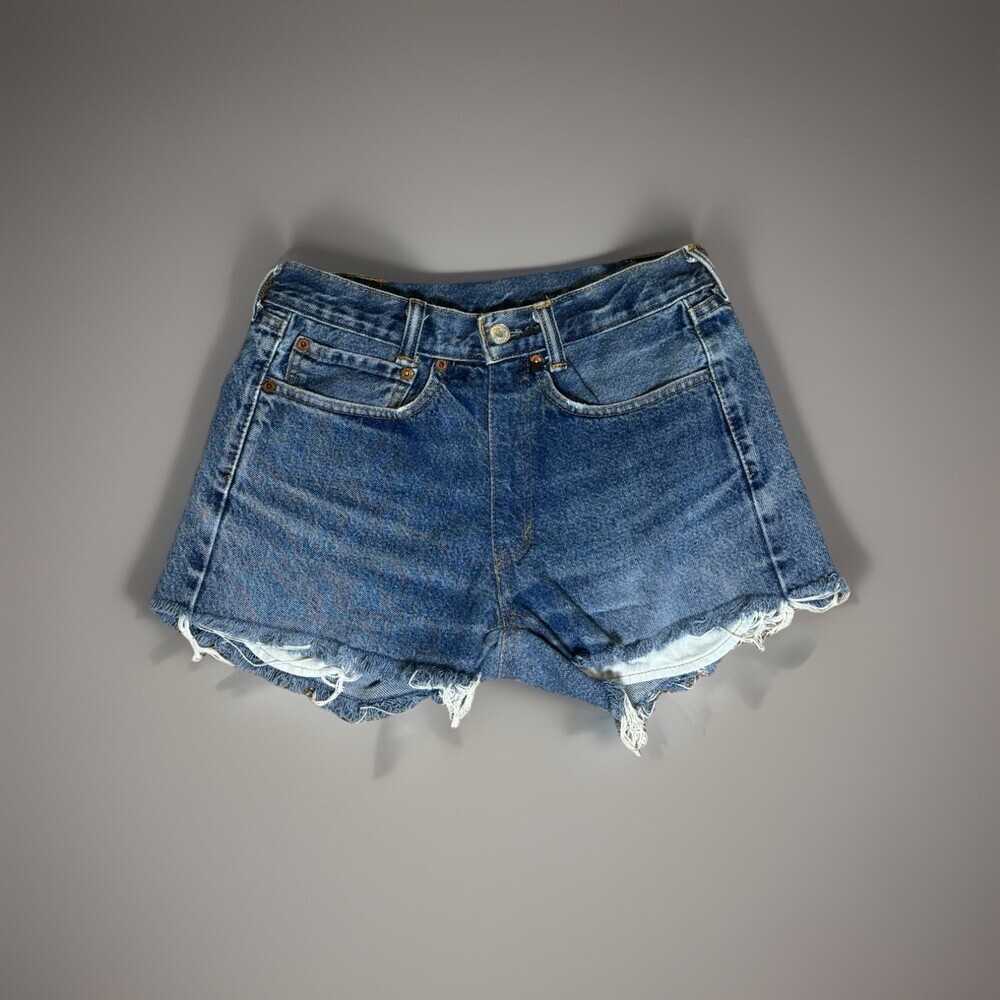 Women’s Size 26 Vintage Levi Cutoffs. Crisp, Clean. The Perfect Denim Shorts. - Picture 2 of 11